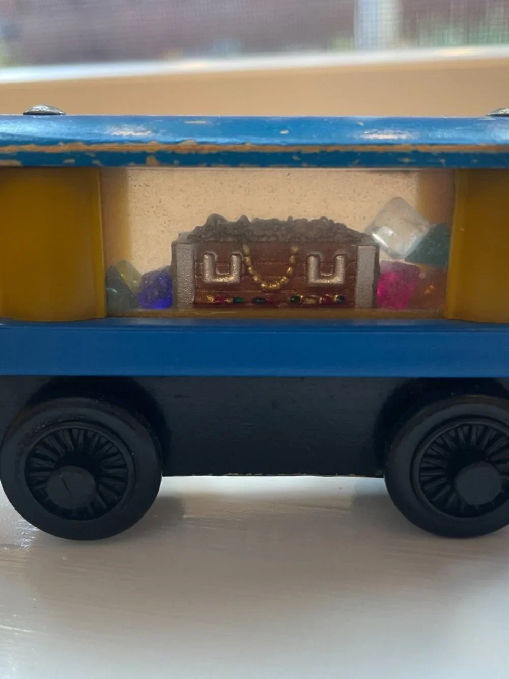 LOT of SIX hard-to-find Thomas Wooden Trains